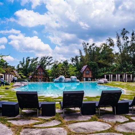 THE 10 BEST Resorts near Old Grove Farmstead, Lipa City.